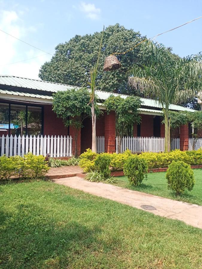 Hotel Oakwood Mahabaleshwar Luaran gambar