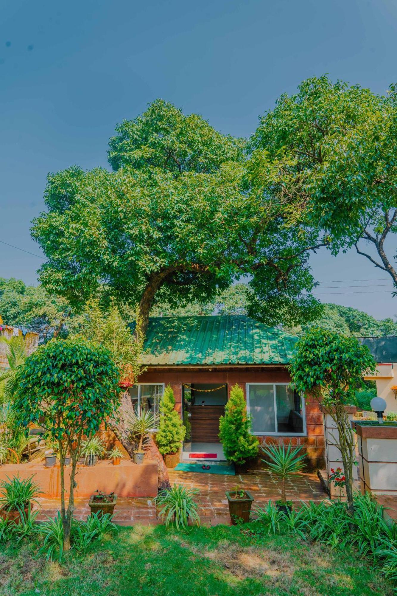 Hotel Oakwood Mahabaleshwar Bilik gambar
